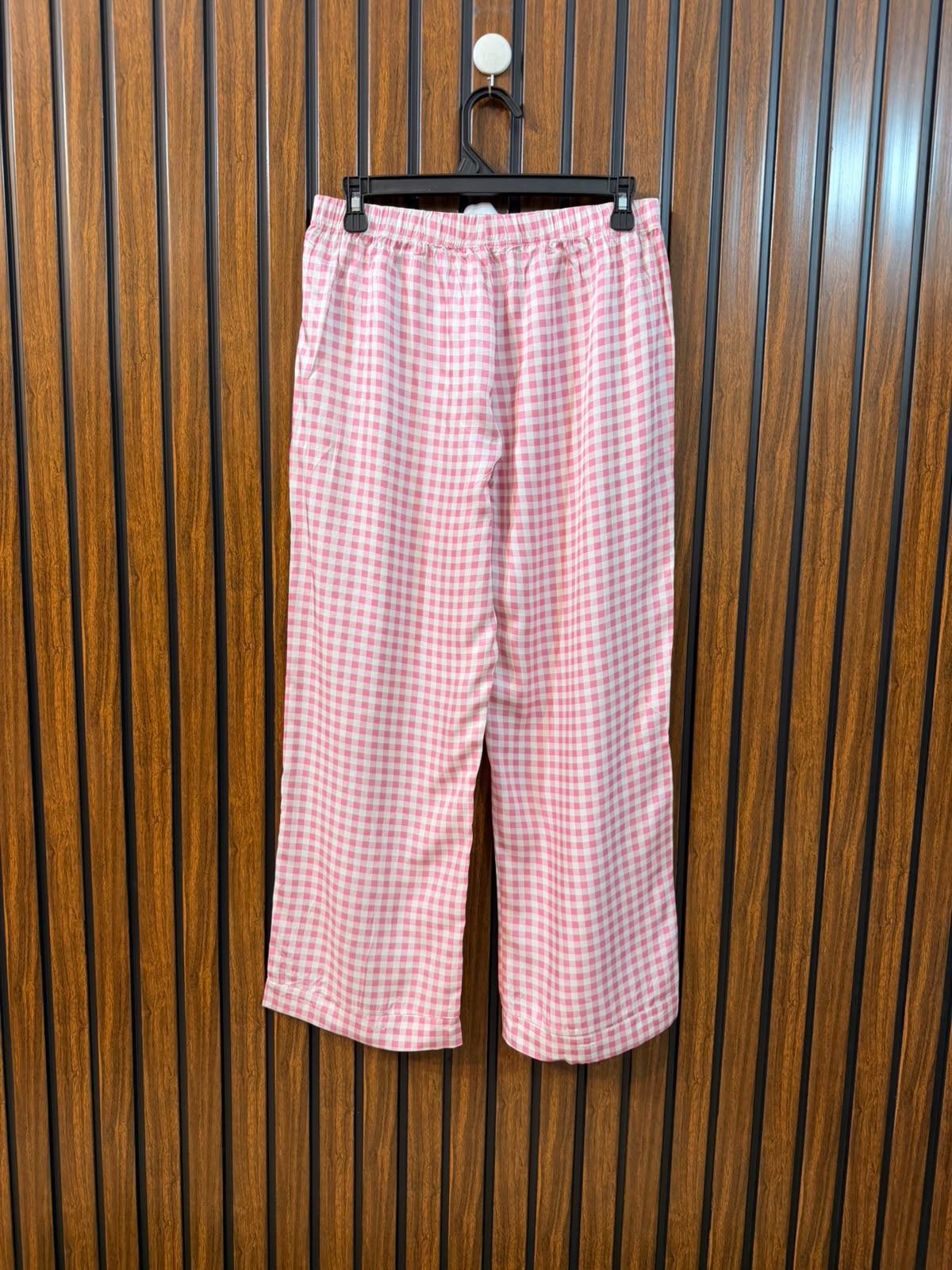 Waist 34  Length 35  Fabric Silk Women's Trend Collection Trouser