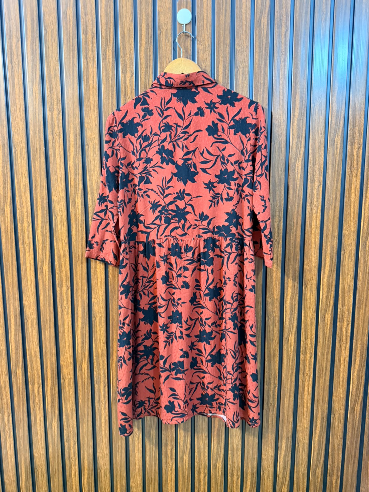 Chest 17  Length 37  Fabric Linen Western Fashion Long Top for Women