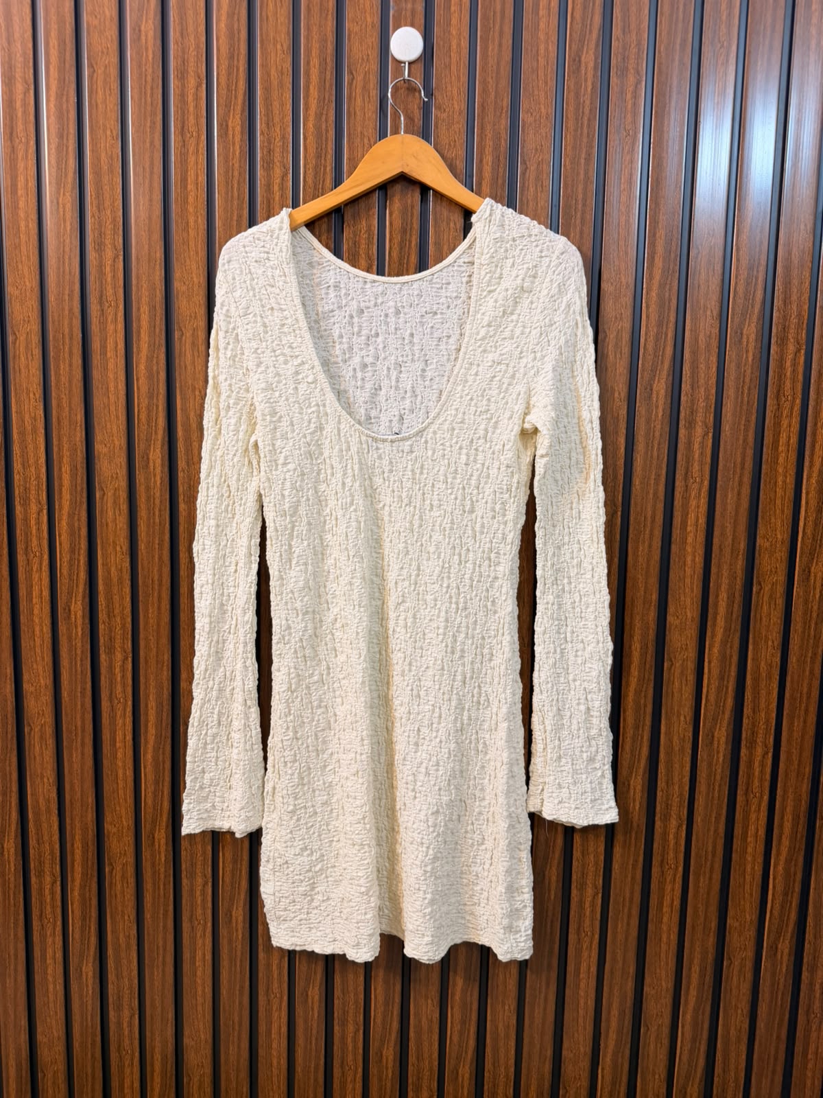 Chest 18  Length 33  Fabric Rayon Women's Essential Long Top