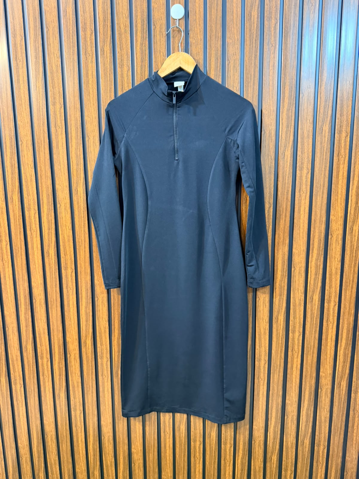 Chest 17  Length 40  Fabric Silk Jersey Women's Stylish Long Top