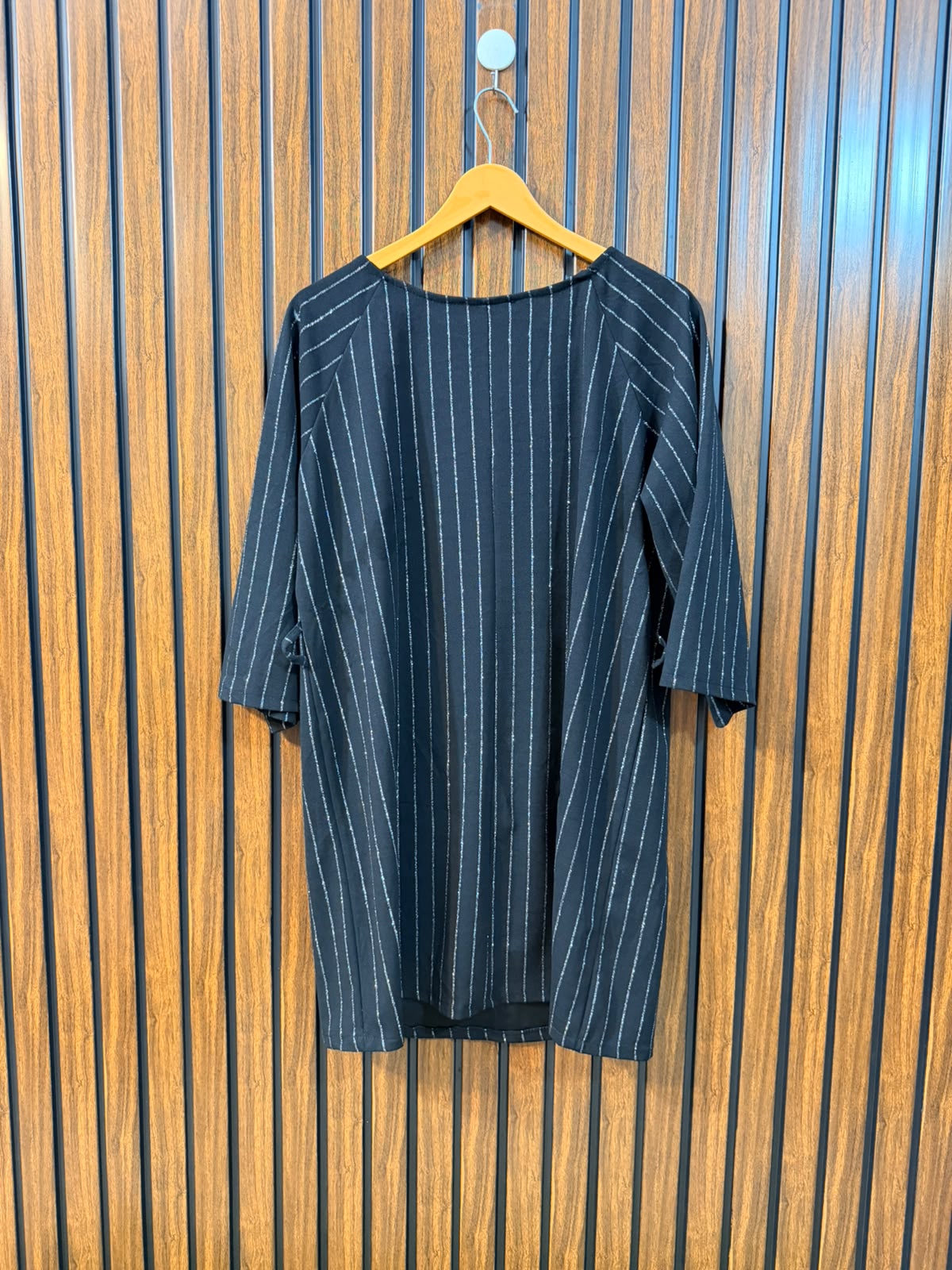 Chest 21  Length 31  Fabric Silk Jersey Western Women's Clothing Long Top