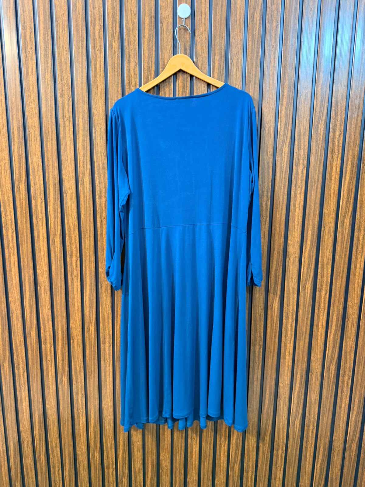 Chest 23  Length 46  Fabric Silk Jersey Women's Exclusive Long Top