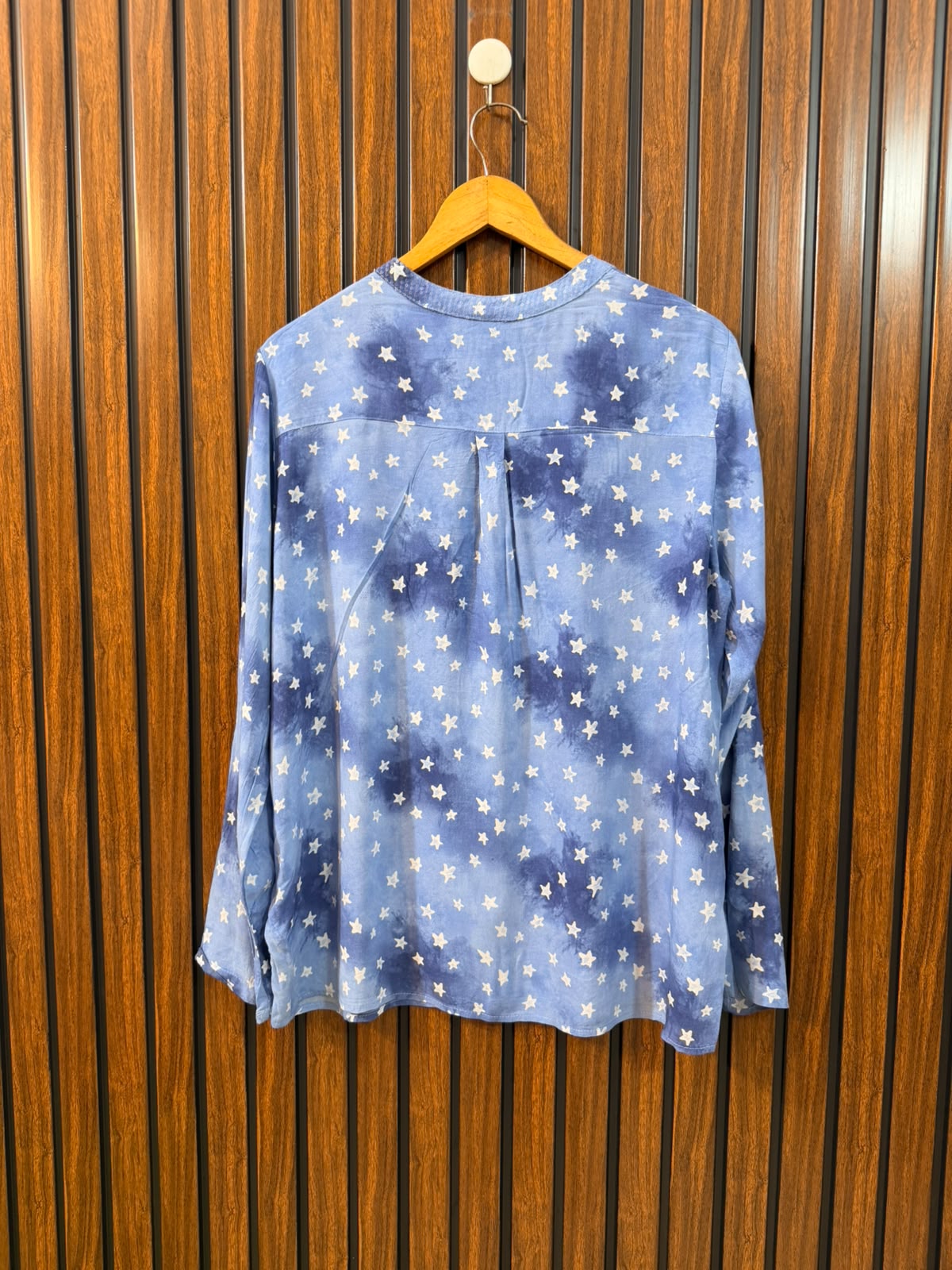Chest 20  Length 23  Fabric Linen Western Women's Fashion Full Sleeve Top