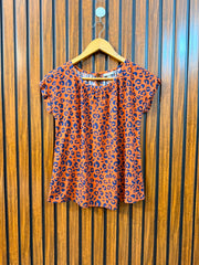 Chest 17  Length 21.5  Fabric Linen Western Women's Modern Half Sleeve Top