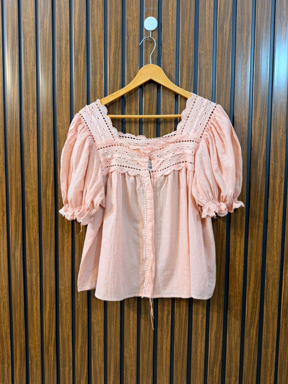 Chest 20  Length 21  Fabric Cotton Western Women's Elegant Half Sleeve Top