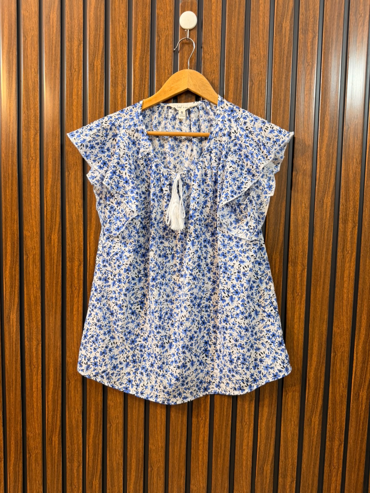 Chest 19  Length 25  Fabric Cotton Women's Western Collection Half Sleeve Top