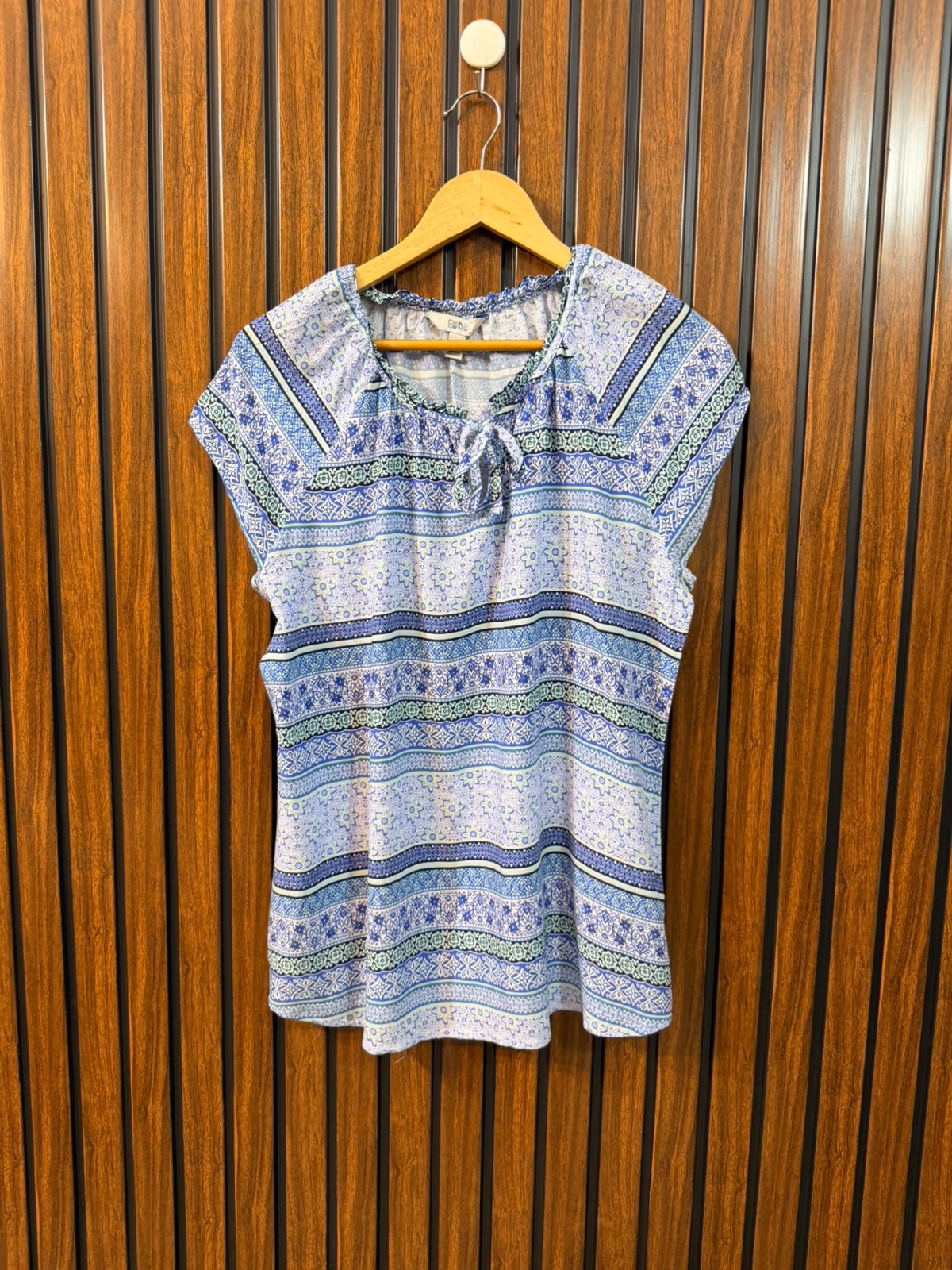 Chest 20  Length 26  Fabric Linen Branded Women's Comfortable Summer Top