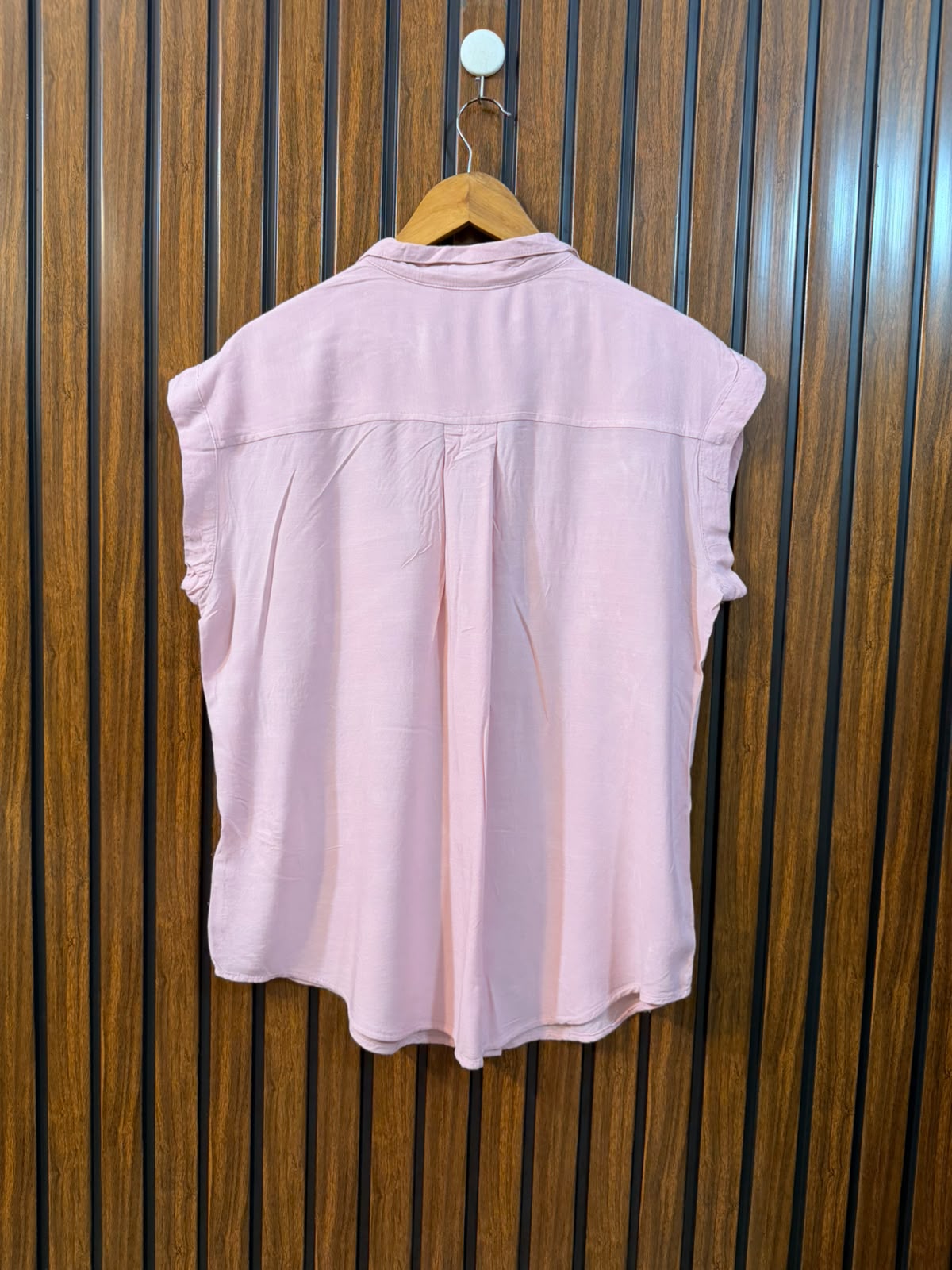Chest 21  Length 26  Fabric Linen Western Women's Everyday Fashion Top