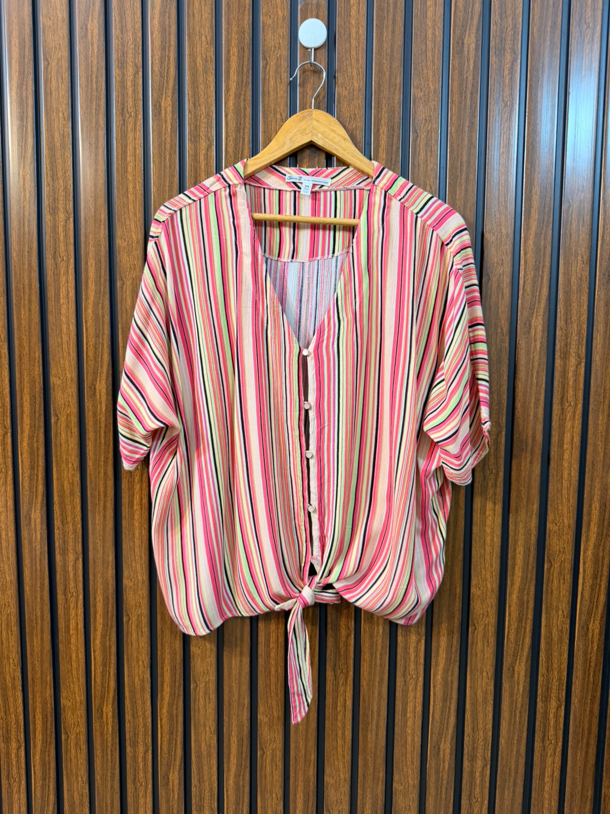 Chest Medium Baggy Style  Length 23  Fabric Rayon Branded Women's Exclusive Summer Top