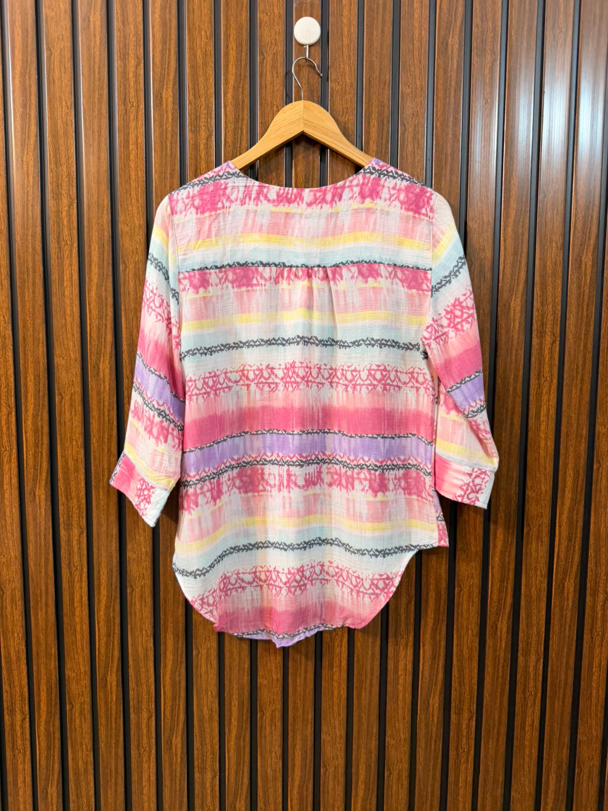 Chest 18  Length 24 To 26  Fabric Rayon Western Top