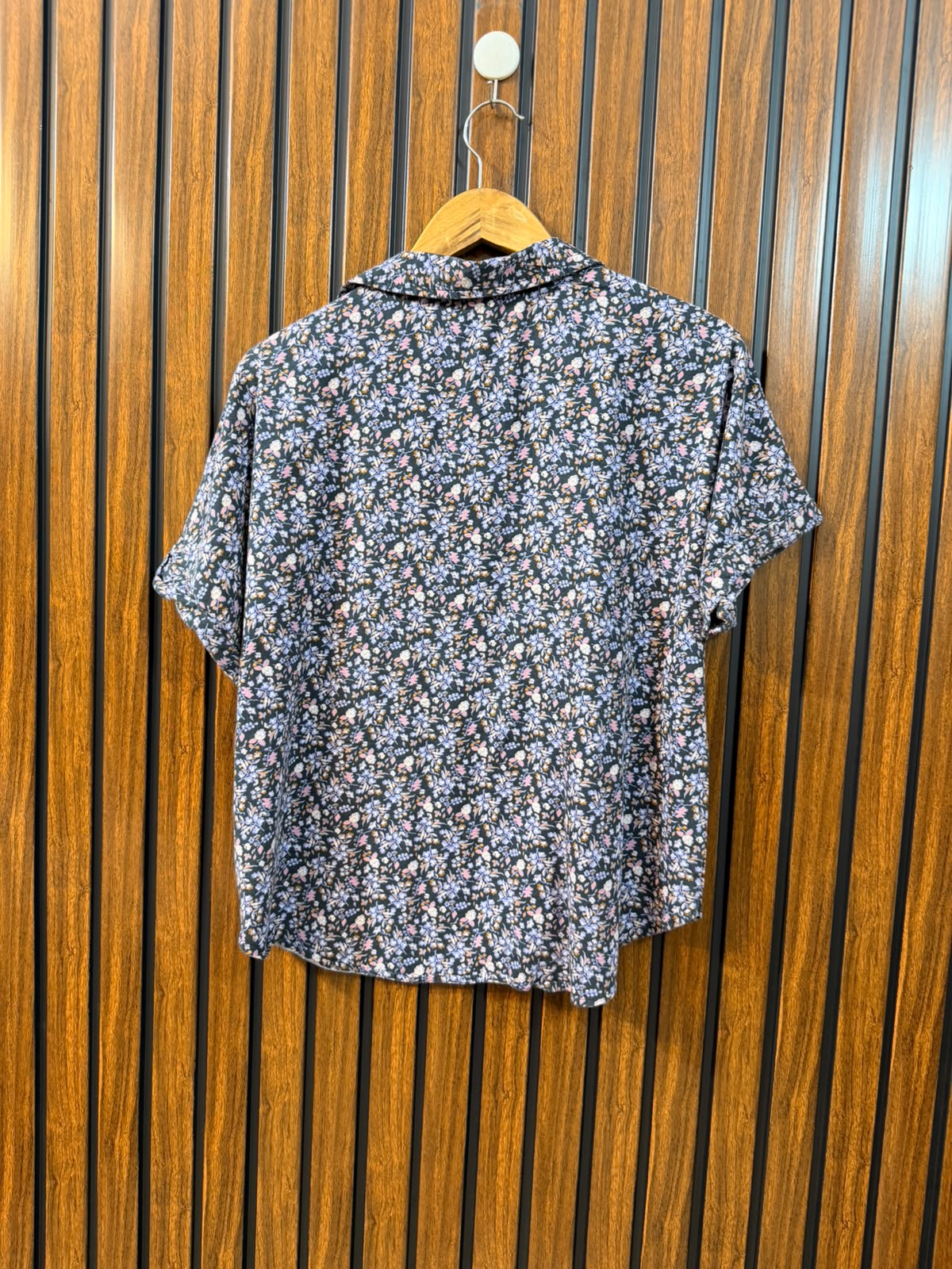 Chest 20  Length 22.5  Fabric Cotton Western Women's Quality Half Sleeve Top