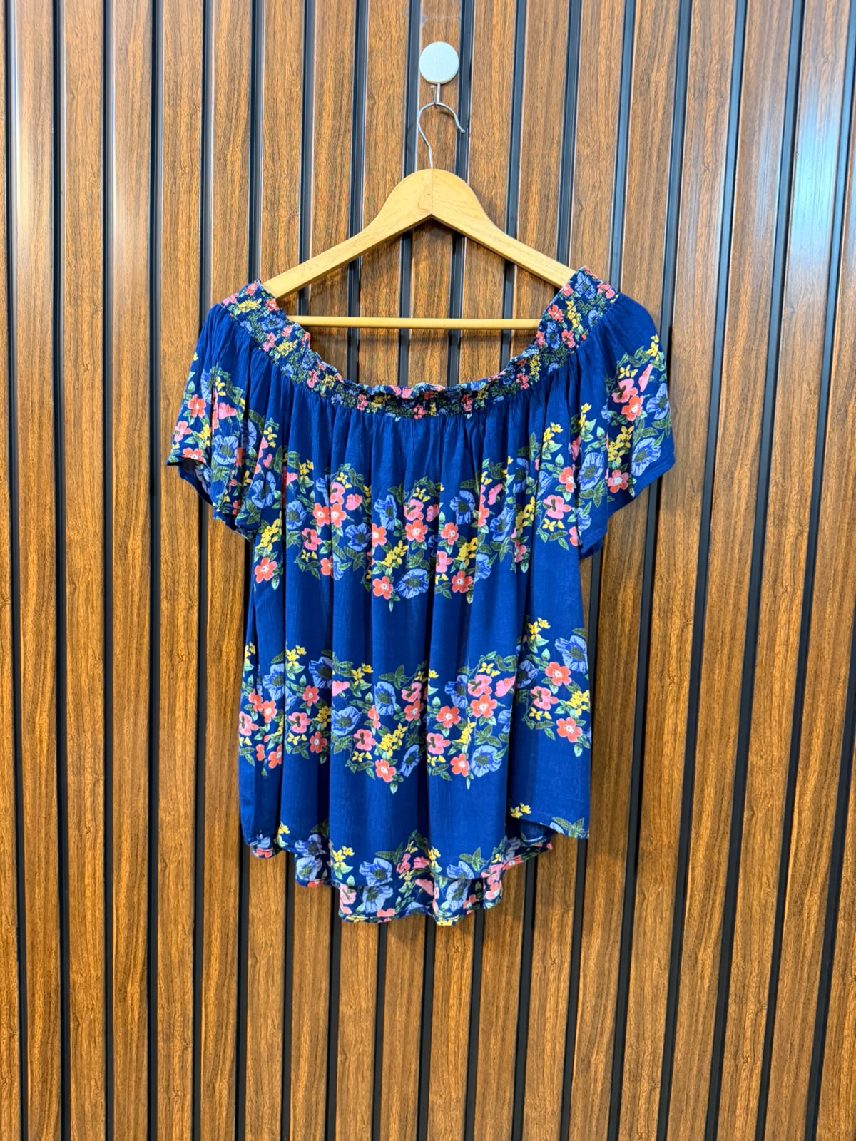 Chest 23  Length 26  Fabric Rayon Western Women's Premium Everyday Half Sleeve Top