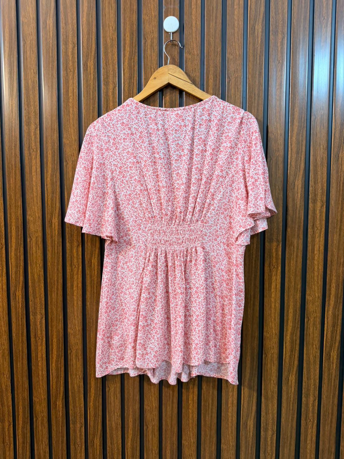 Chest 20  Length 26  Fabric Rayon Western Women's New Arrival Half Sleeve Top
