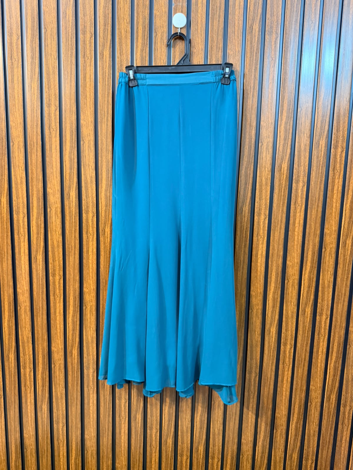 Waist 28  Length 36  Fabric Chiffon Ladies Skirt Collection