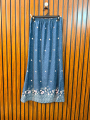 Waist 30  Length 38  Fabric Silk Women's Luxury Skirt