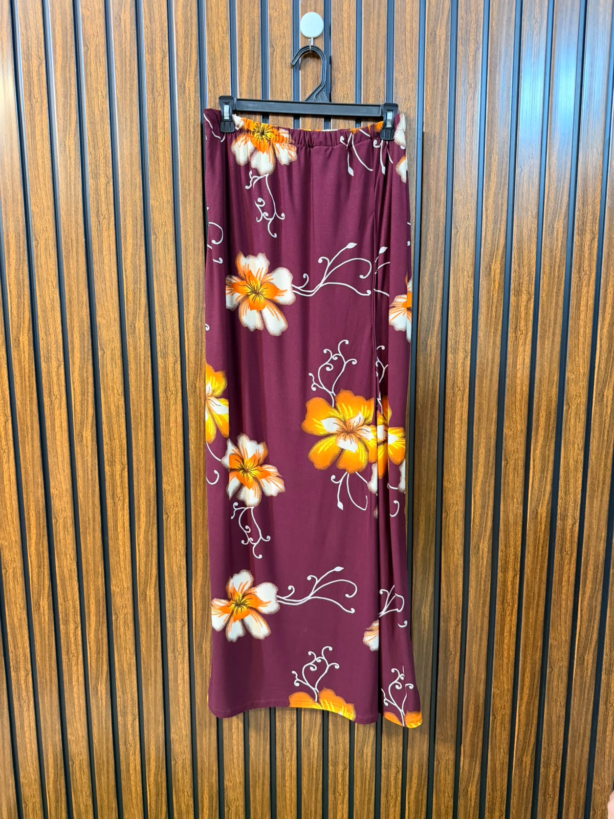 Waist 34  Length 41  Fabric Silk Jersey Women's Skirt Wear