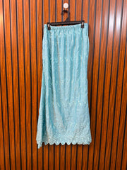 Waist 32  Length 39  Fabric Silk Women's Signature Skirt
