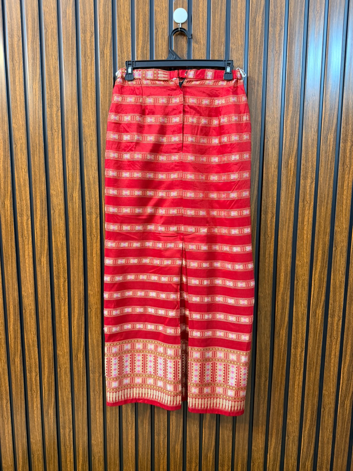 Waist 26  Length 38  Fabric Cotton Silk Women's Skirt Design