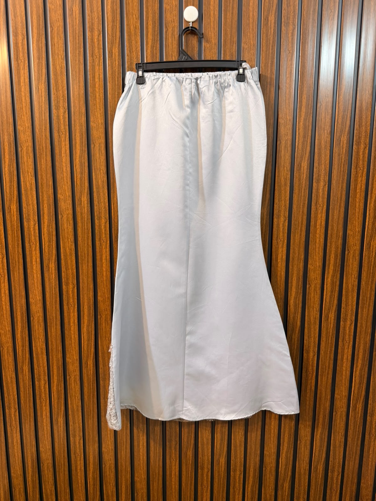 Waist 30  Length 39  Fabric Silk Women's Graceful Skirt