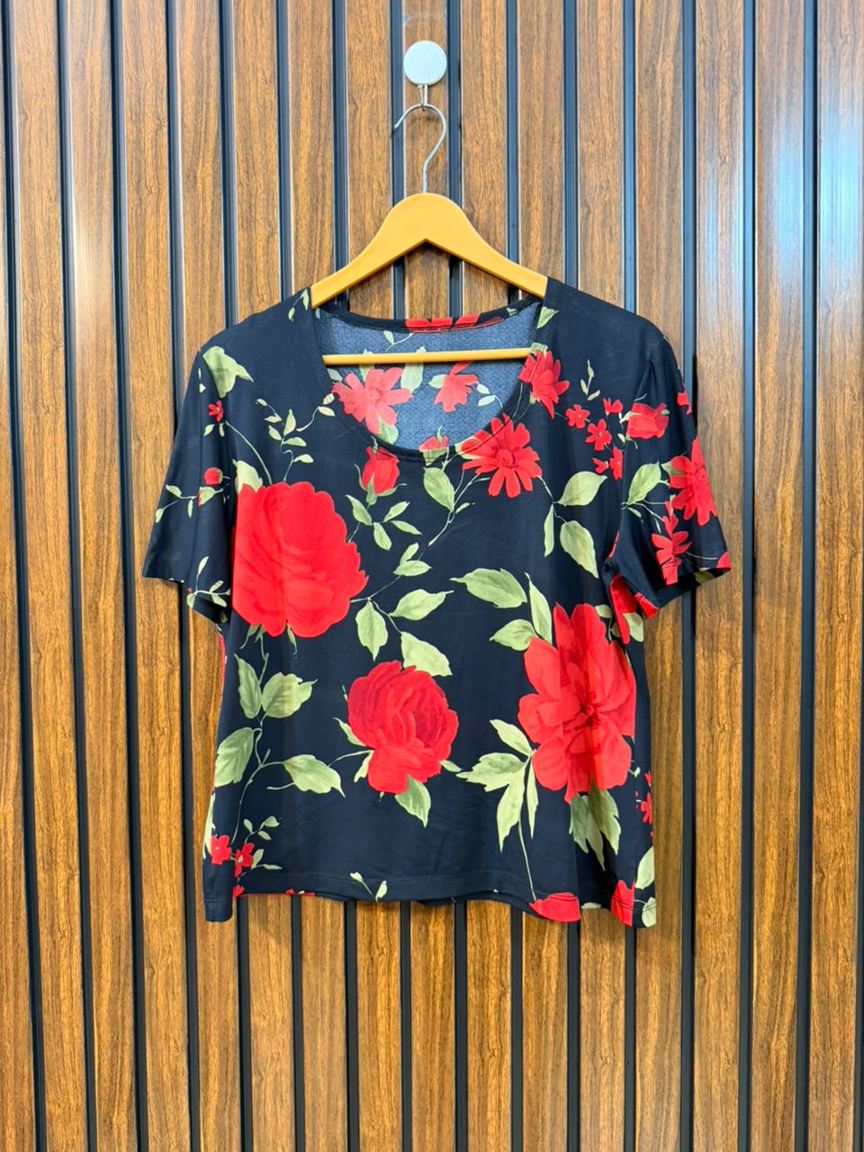 Chest 21  Lenght 20.5 Ladies Branded T-Shirt