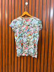 Chest 19  Lenght 22 Women's Fashion T-Shirt