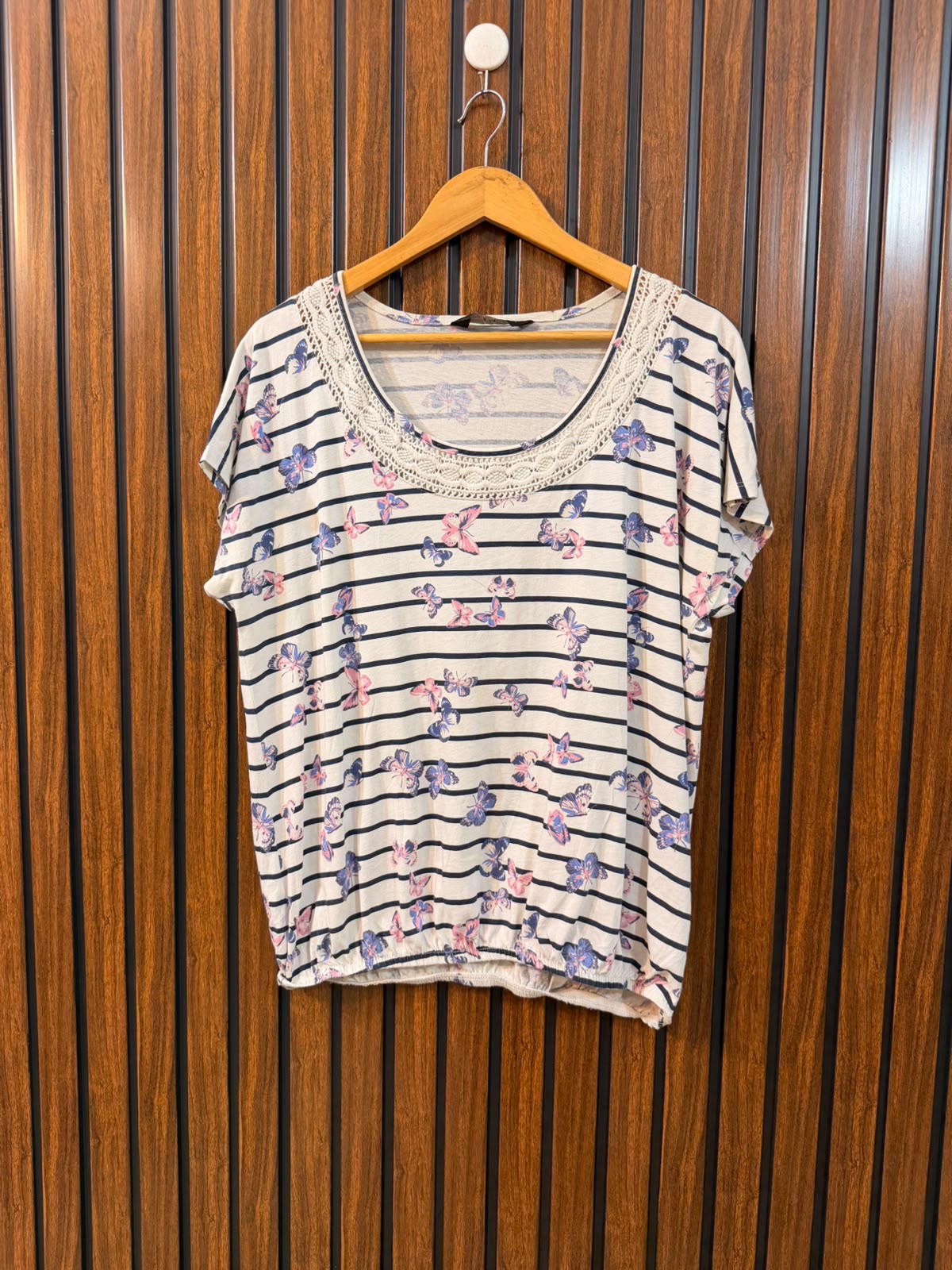 Chest 21  Lenght 24 Women's Classic T-Shirt