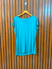 Chest 21  Length 27 Women's Modern T-Shirt