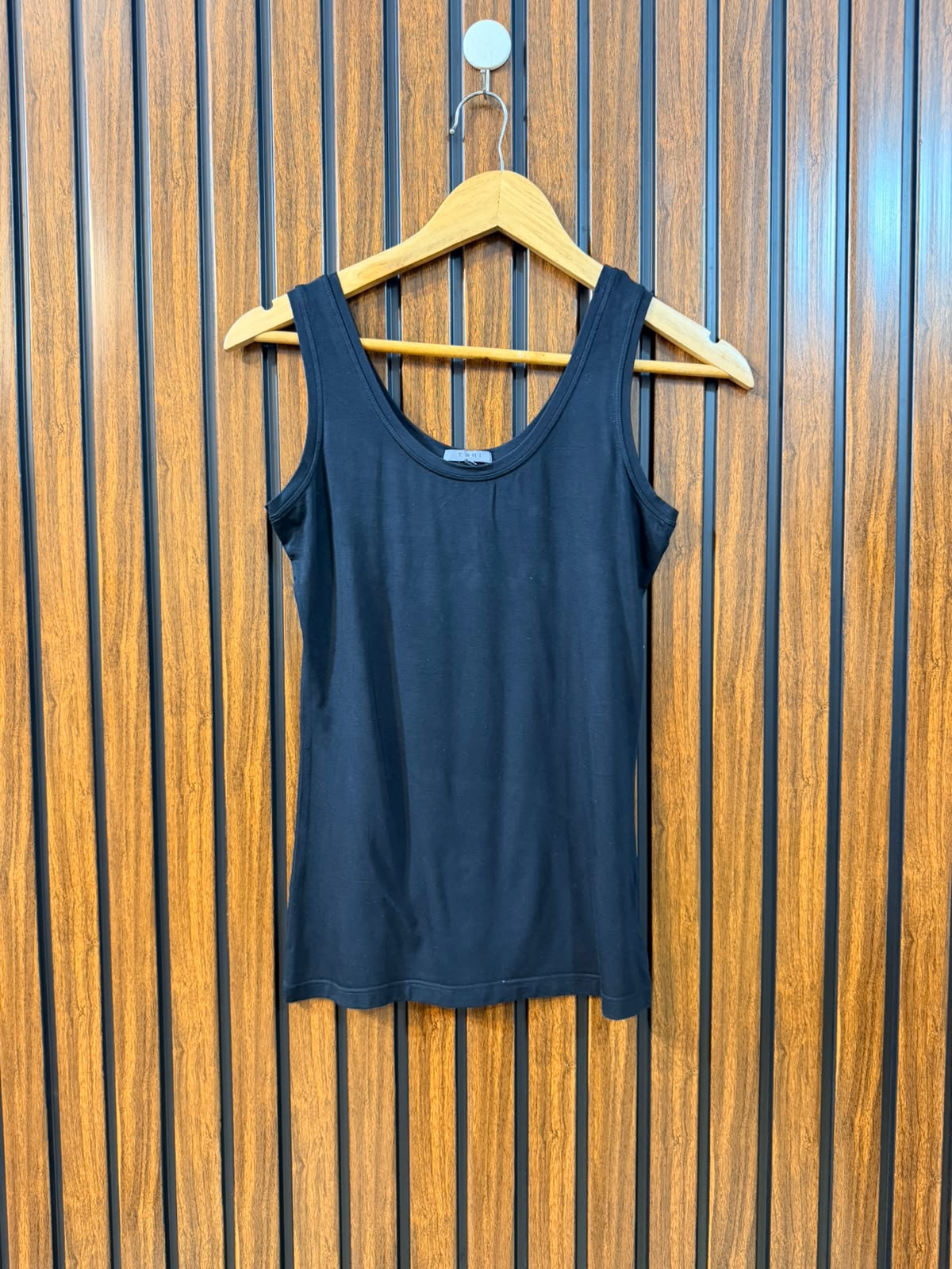 Chest 18  Length 23 Imported Fashion T-Shirt