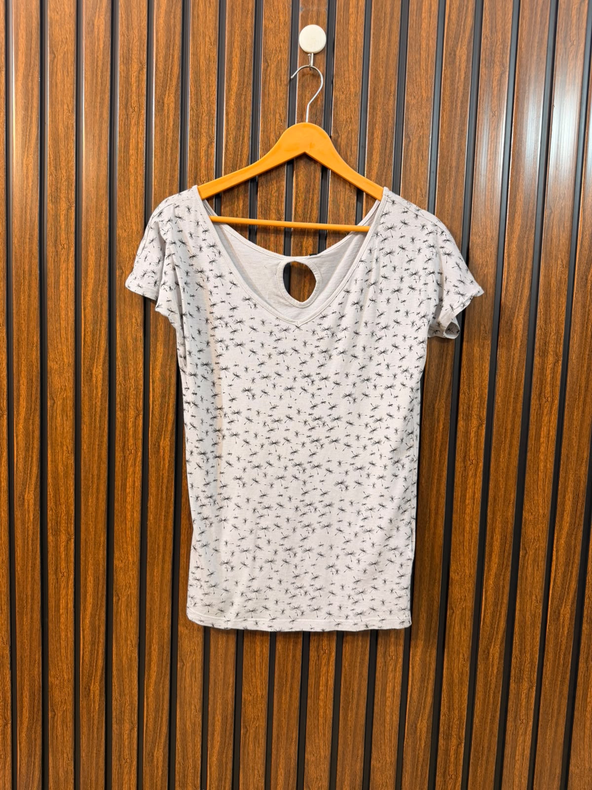 Chest 19  Length 24 Women's Stylish T-Shirt
