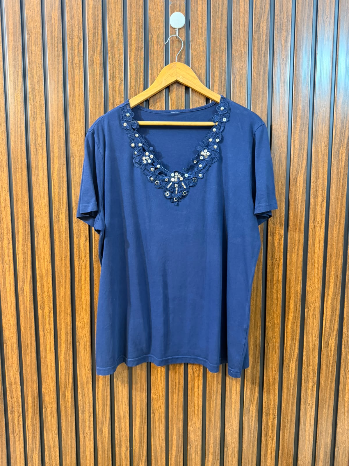 Chest 23  Length 26 Women's New Arrival T-Shirt