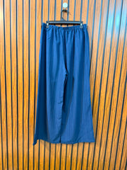 Waist 32  Lenght 39  Fabric silk Original Branded Women's Trouser