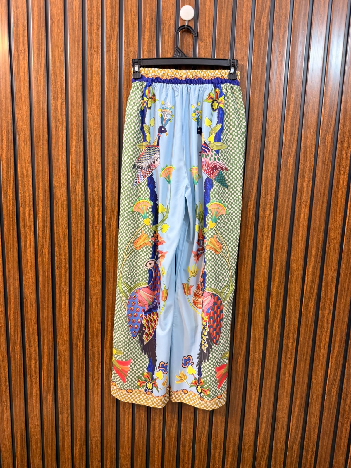 Waist 26  Lenght 38  Fabric silk Trendy Women's Trouser