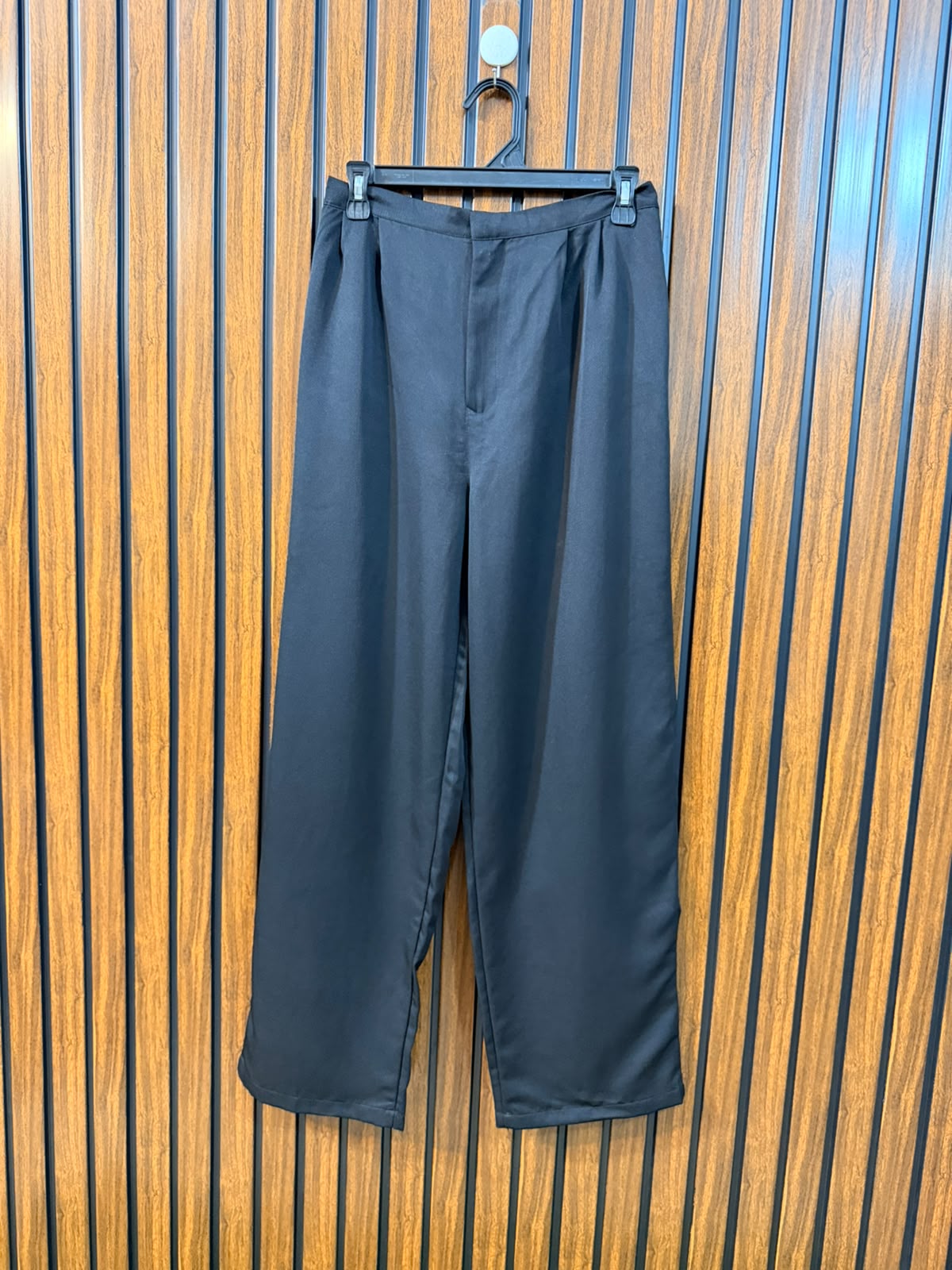 Waist 20  Lenght 38  Fabric silk Women's Modern Trouser
