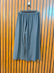 Waist 30  Lenght 31  Fabric silk jersey Women's Exclusive Trouser