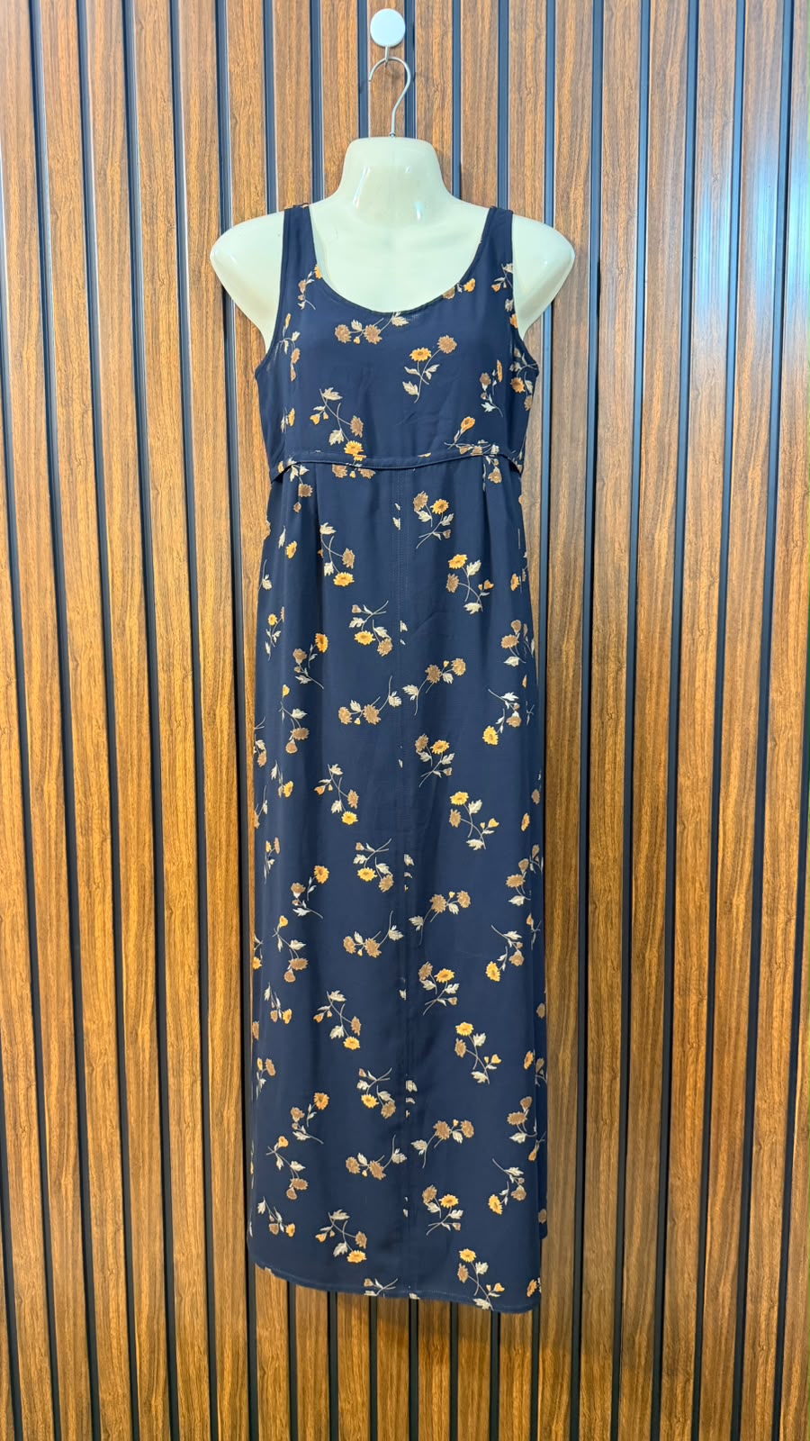Chest 17  Length 47  Fabric Georgette Women's Signature Long Maxi