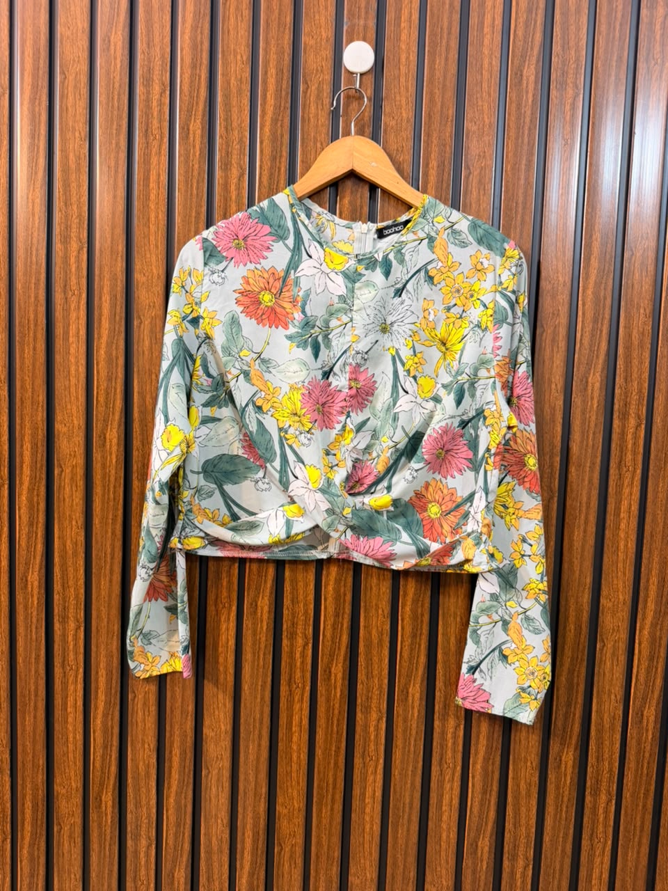 Western Branded Women's Full Sleeve Top Western Branded Women's Full Sleeve Top