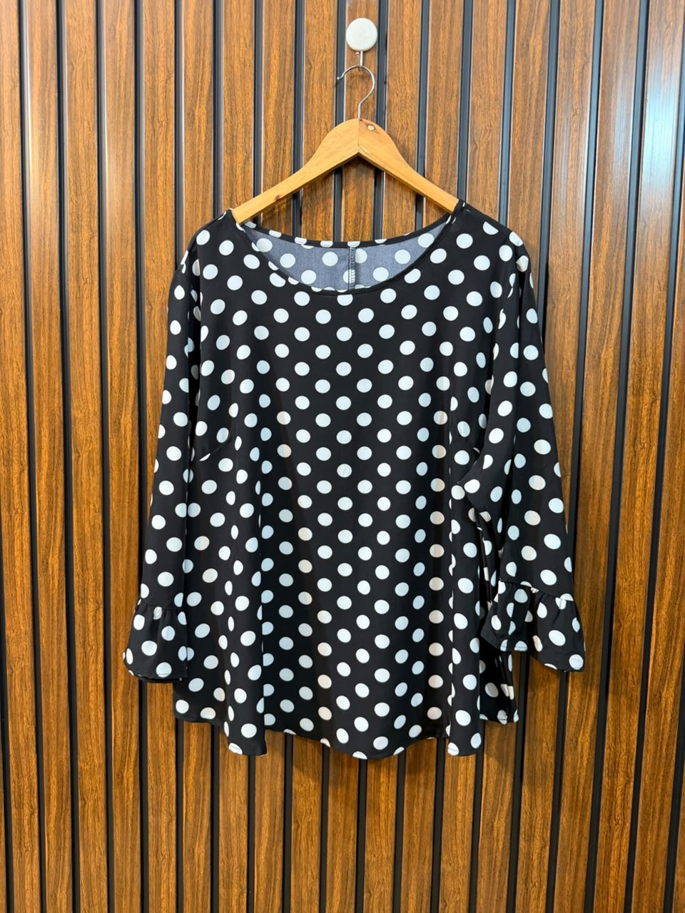 Chest 23  Length 25  Fabric Silk Premium Women's Full Sleeve Top