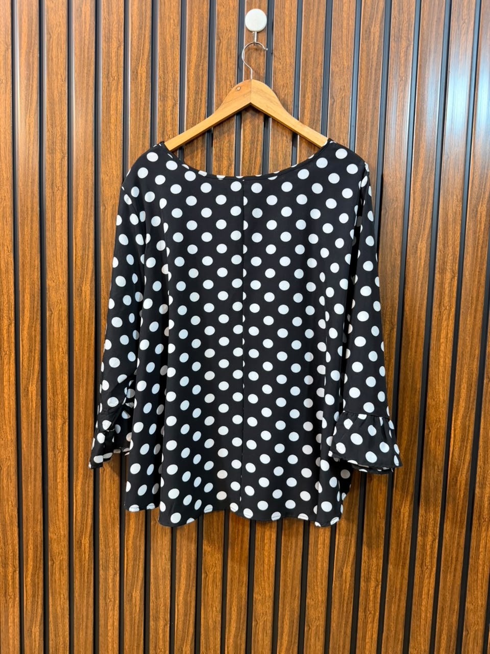 Chest 23  Length 25  Fabric Silk Premium Women's Full Sleeve Top