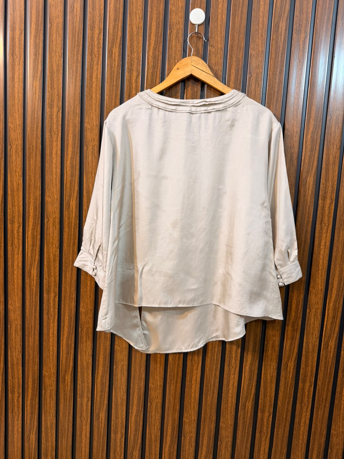 Chest 18  Length 25  Fabric Silk Women's Trendy Branded Top