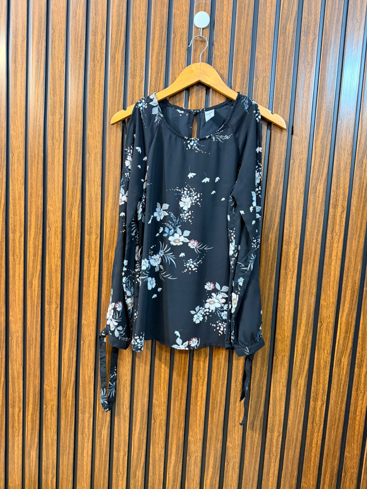 Chest 16  Length 24  Fabric Chiffon Ladies Western Fashion Top