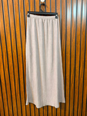 Waist 36  Length 38  Fabric Rayon Imported Women's Skirt