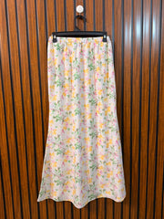 Waist 26  Length 37  Fabric Silk Classic Women's Skirt