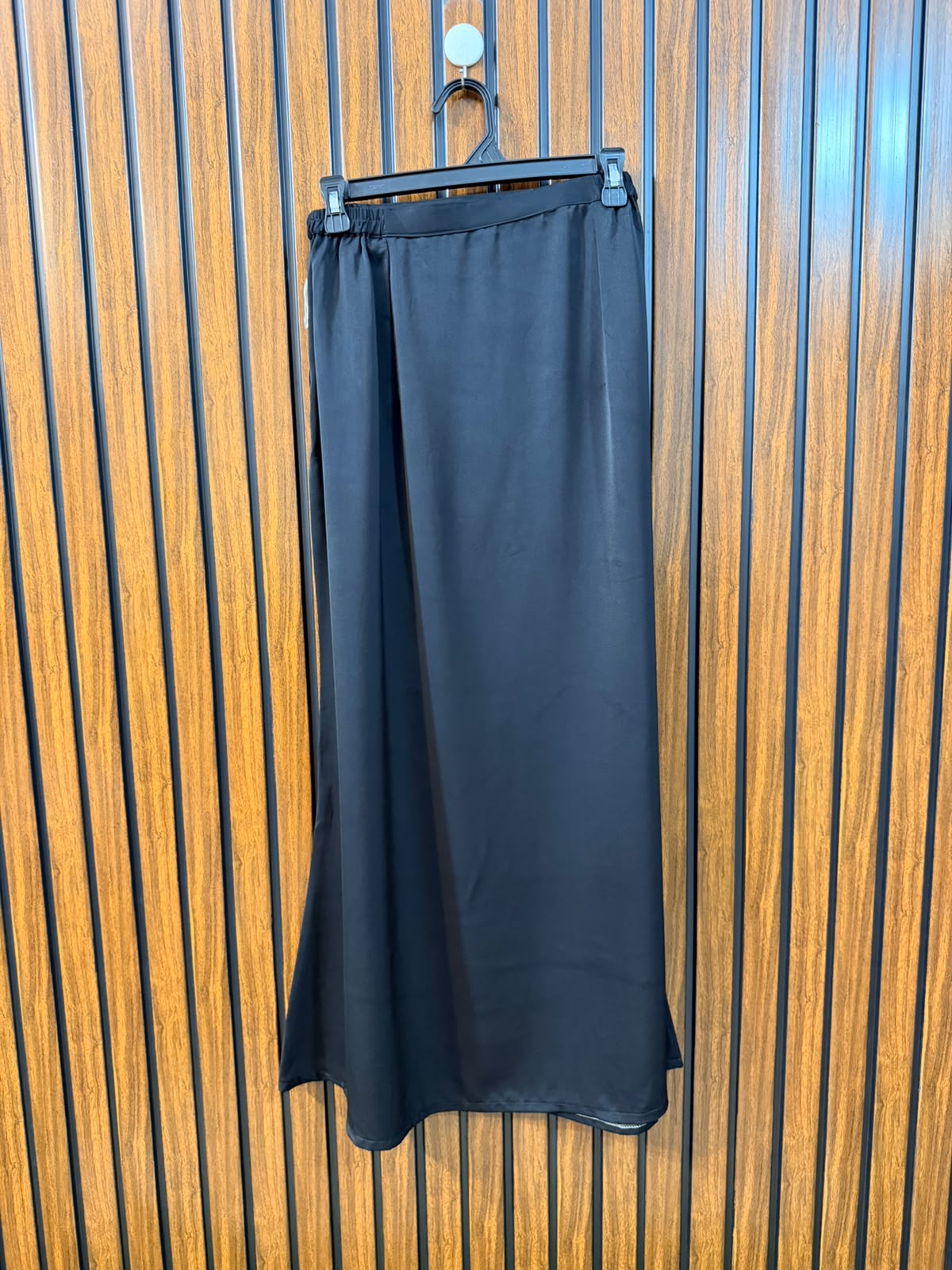 Waist 34  Length 39  Fabric Silk Modern Women's Skirt