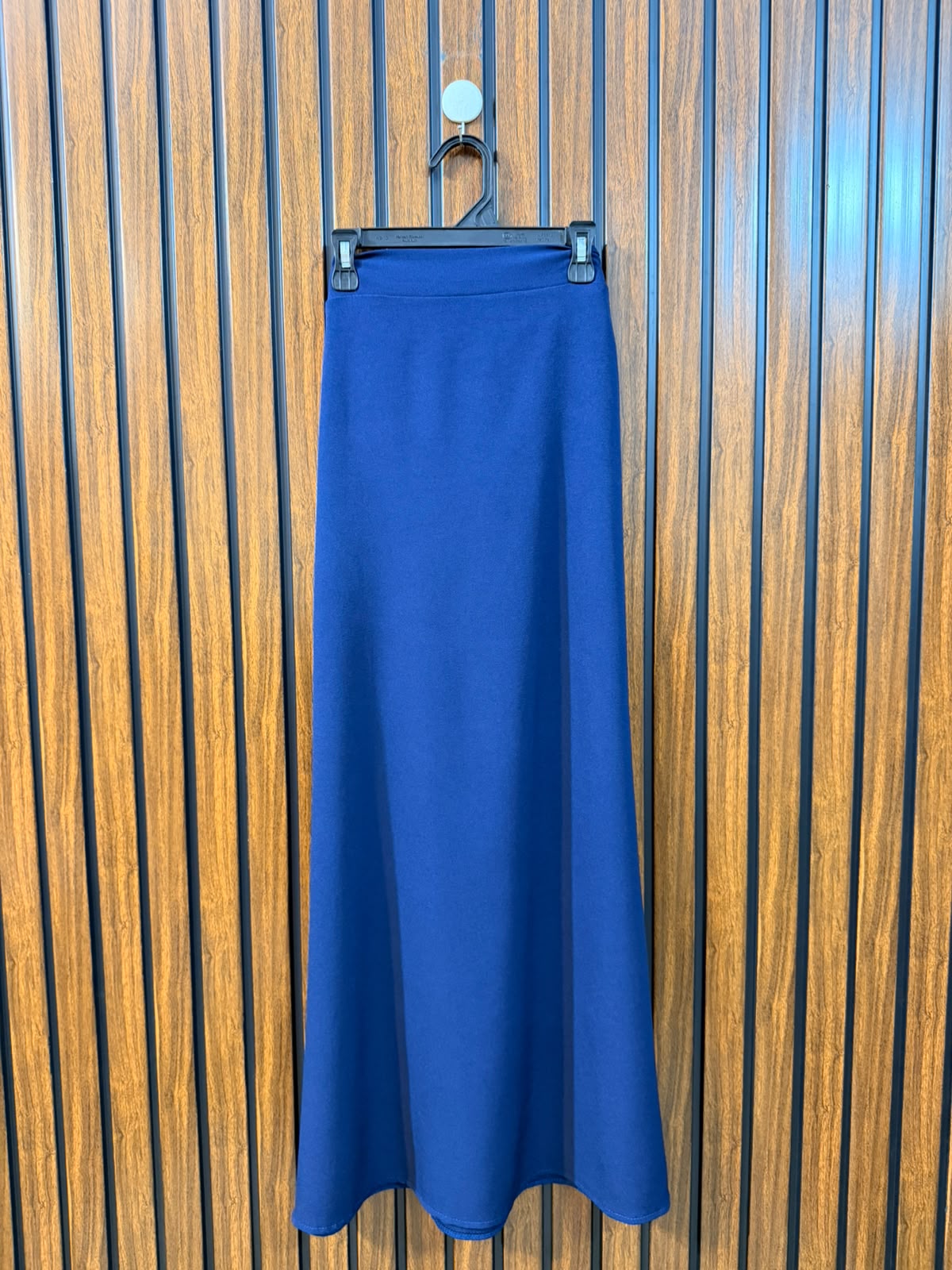 Waist 32  Length 36  Fabric Rayon Everyday Women's Skirt