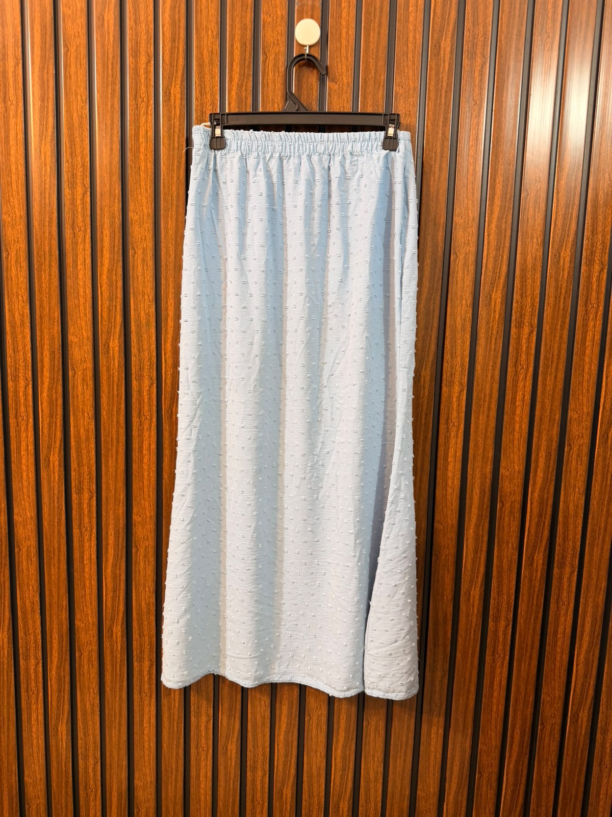 Waist 26  Length 35  Fabric Rayon Branded Ladies Skirt