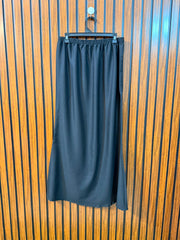 Waist 32  Length 41  Fabric Rayon Fashionable Women's Skirt