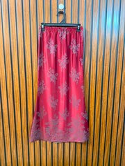 Waist 24  Length 37  Fabric Silk Exclusive Women's Skirt