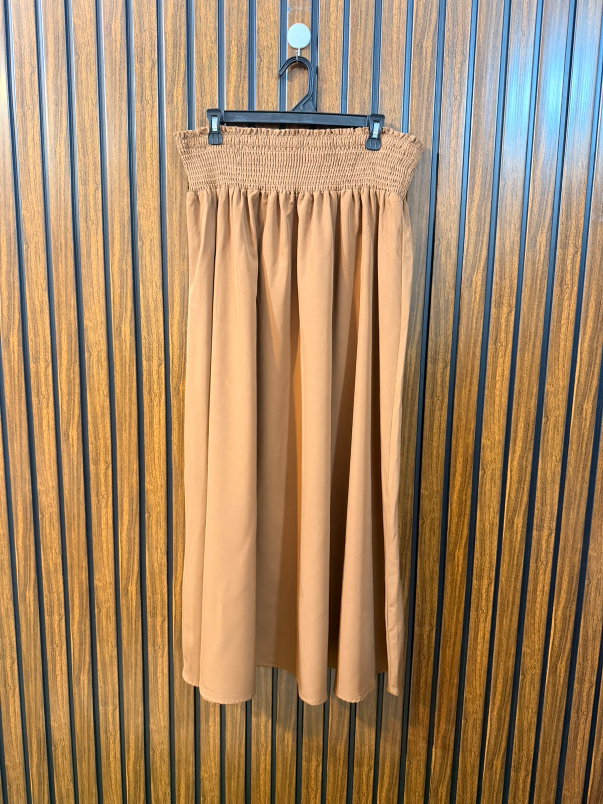 Waist 40  Length 39  Fabric Silk Women's Designer Skirt