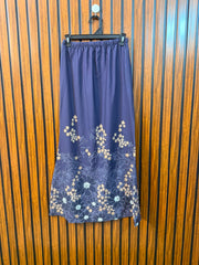 Waist 28  Length 38  Fabric Silk Smart Women's Skirt