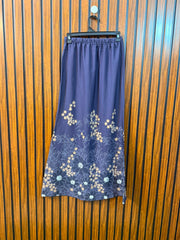 Waist 28  Length 38  Fabric Silk Smart Women's Skirt